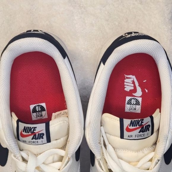 White with black swoosh & tan sole Air Force 1 '07 - Picture 6 of 7